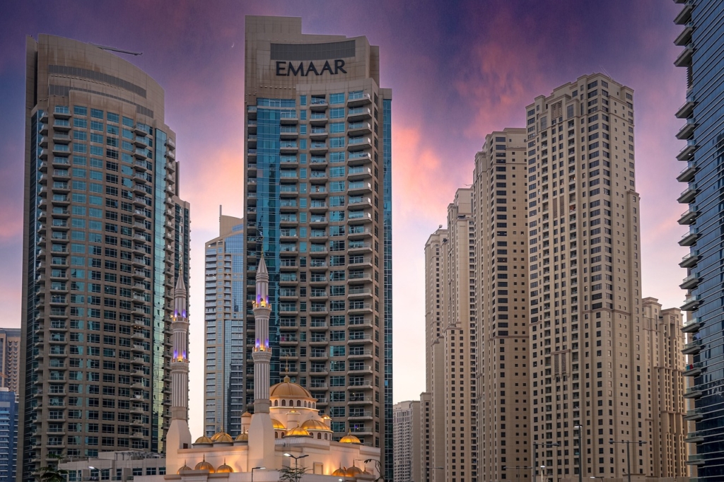 Dubai apartment prices rise highest in a decade